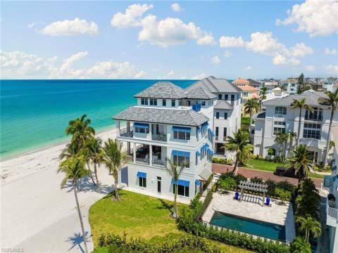Barefoot Beach Area